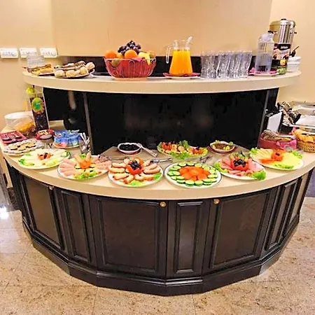 Hotel Carol 4*