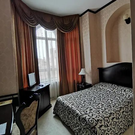 キャロル コンスタンツァ